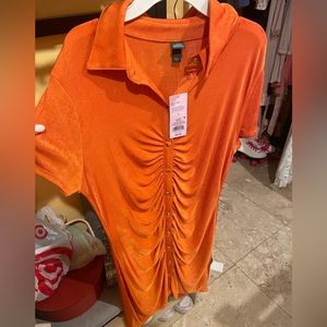 New table orange fitted dress